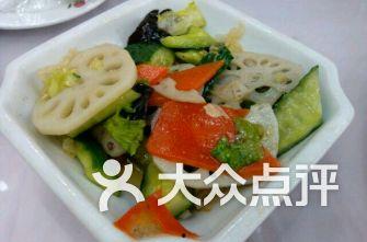 保定站周围吃瓜,保定站周边美食瓜果盛宴